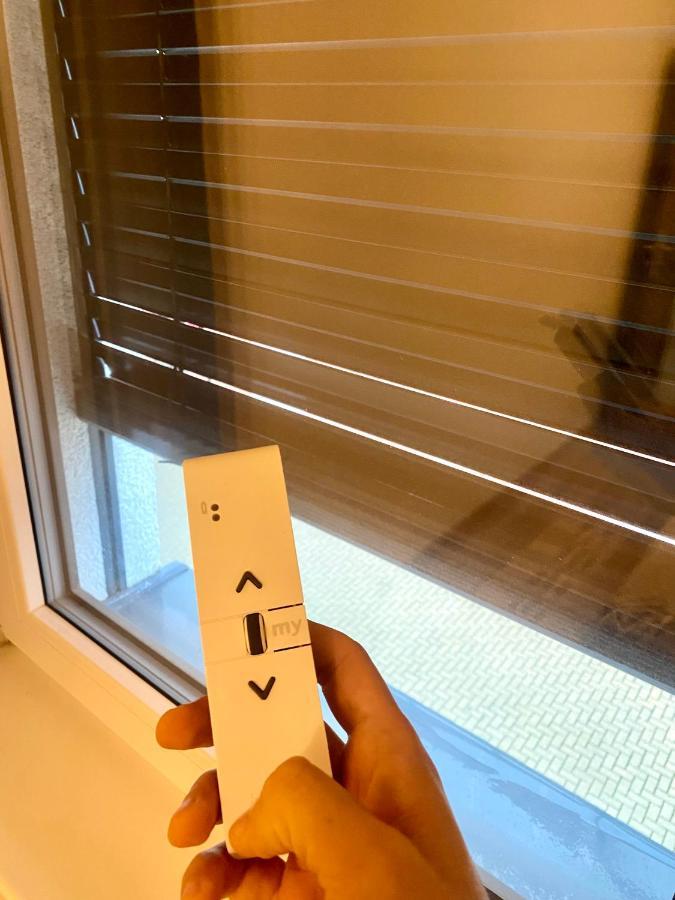 The Elite Suite Downtown A/C & Garage Parking ブラチスラヴァ エクステリア 写真